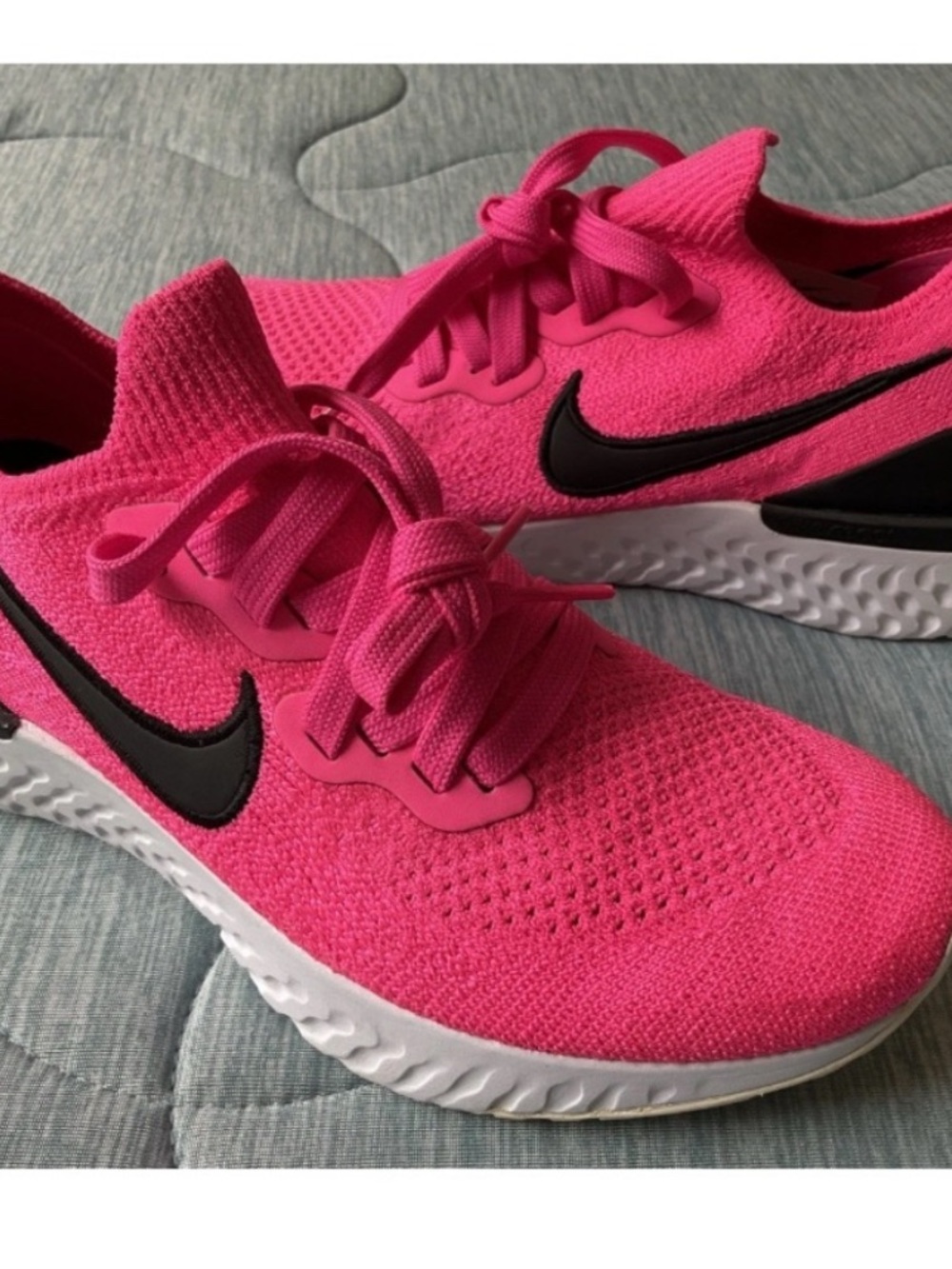 🆕 Nike Epic React Flyknit Running Shoes NWOB